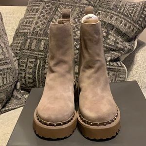New! Never worn Vince Camuto Meendey boots. Tuscan taupe. Size 6.5